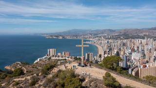 El pueblo más viral de Alicante: desde su humilde origen pesquero hasta ser un referente en rascacielos