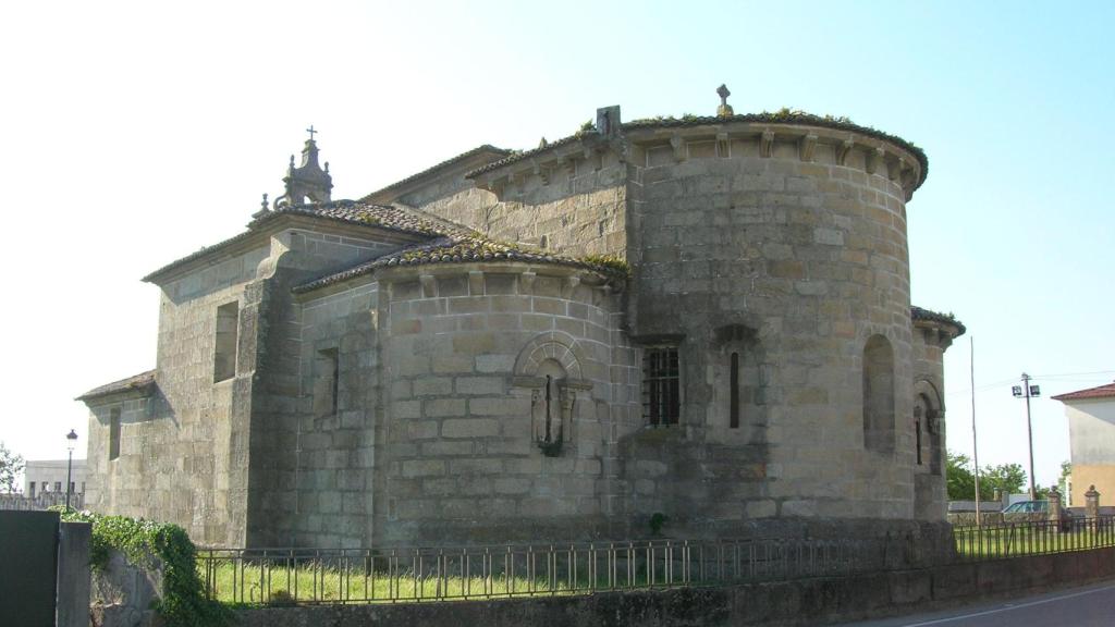 Iglesia de San Salvador de Coruxo.