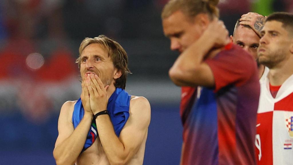 Luka Modric se lamenta del empate ante Italia.