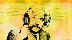 Einstein rodeado de alguno de sus poemas. Imagen: Rubén Vique