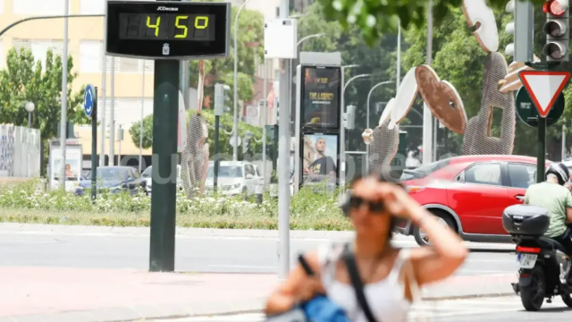 Una foto de un termómetro marcando 45 grados en Murcia, en julio de 2023.