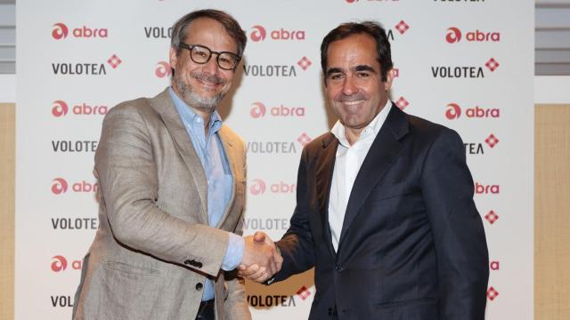 Adrian Neuhauser, CEO del Grupo Abra y Carlos Muñoz, CEO y fundador de Volotea.