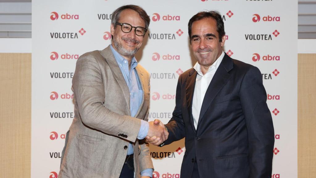 Adrian Neuhauser, CEO del Grupo Abra y Carlos Muñoz, CEO y fundador de Volotea.