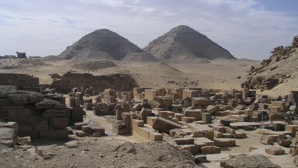 Necrópolis de Abusir.