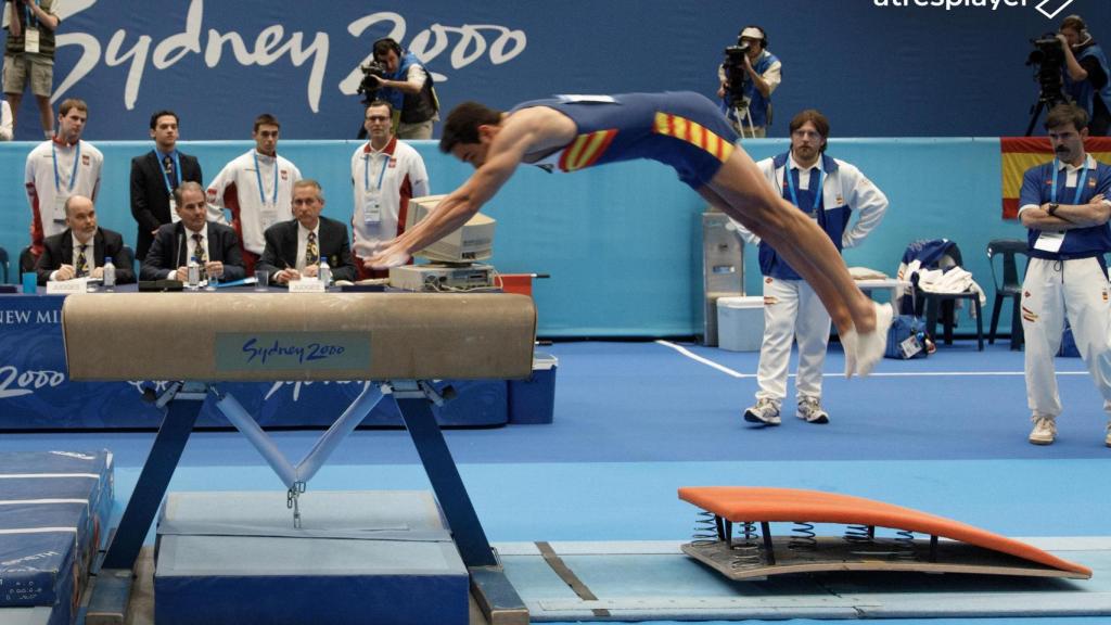Óscar Casas emula a Gervasio Deferr en los Juegos Olímpicos de Sídney en 'El gran salto'.