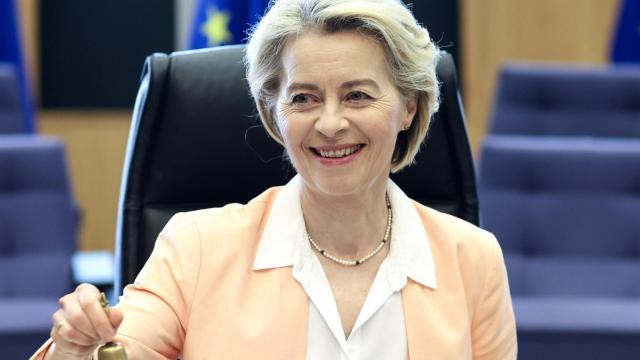 La presidenta Ursula von der Leyen, abre la reunión semanal del Colegio de Comisarios, este miércoles en Bruselas.