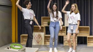 Erika, Valeria y Raquel, tres jóvenes contra la violencia de género.