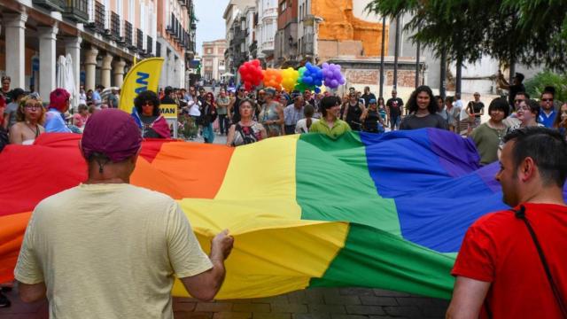 Castilla-La Mancha creará un Consejo LGTBI y una Comisión de Diversidad: estas serán sus funciones