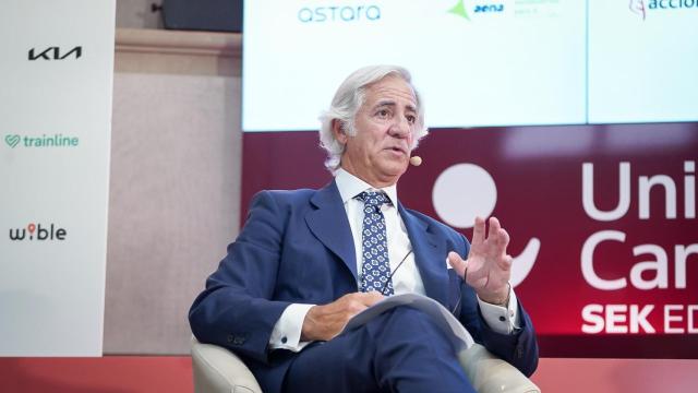 Óscar Gómez Barrero, director general de Operaciones de Renfe y presidente de Logirail, durante su intervención en el V Simposio del Observatorio de la Movilidad y las Ciudades.