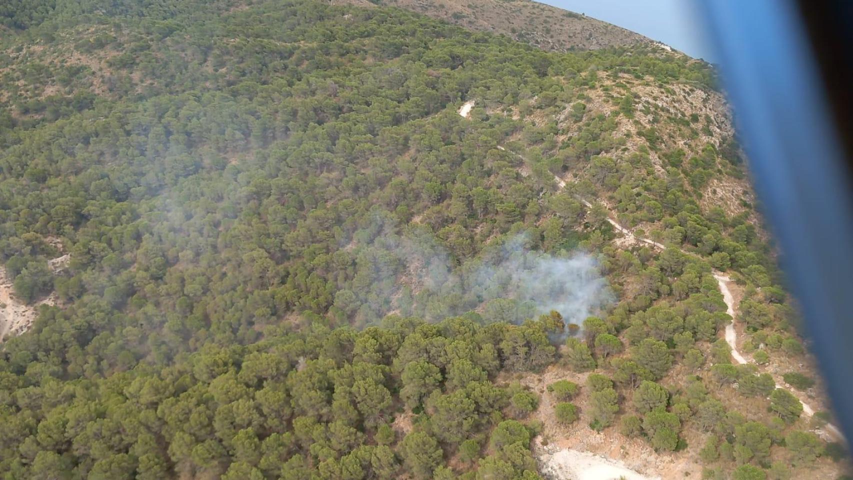 El incendio forestal declarado en Alhaurín de la Torre.