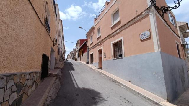 La calle de San José, donde según los vecinos se produjo el supuesto asesinato.