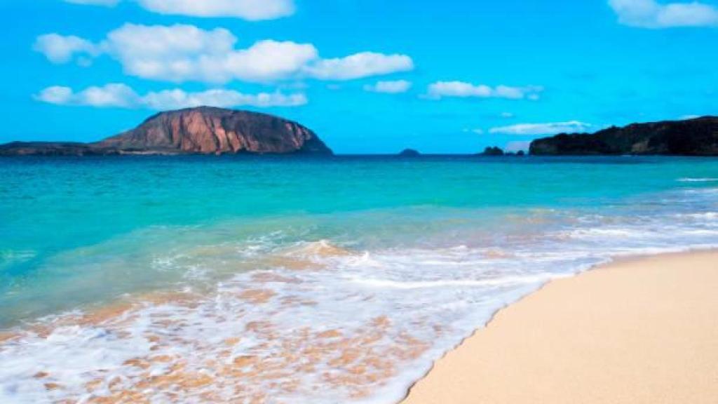 Una de las playas de la isla de La Graciosa, en Canarias.