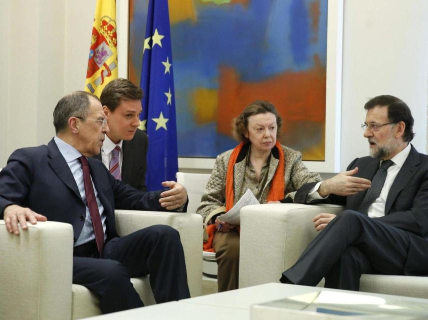 El presidente del Gobierno, Mariano Rajoy, con el ministro de Asuntos Exteriores de Rusia, Serguéi Lavrov.