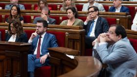 Salvador Illa y Pere Aragonès en el pleno del Parlament del pasado 26 de julio.