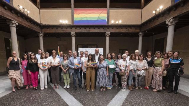 Acto institucional por el Día del Orgullo LGTBI celebrado este viernes en la Diputación de Segovia