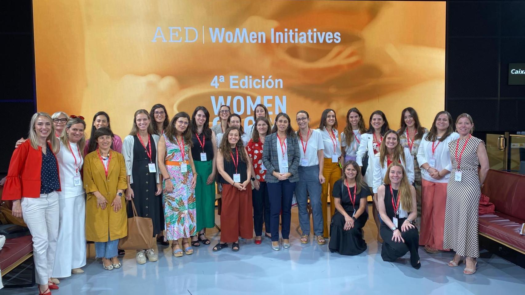 Mujeres participantes en el programa Women Cross Mentoring de la Asociación Española de Directivos.