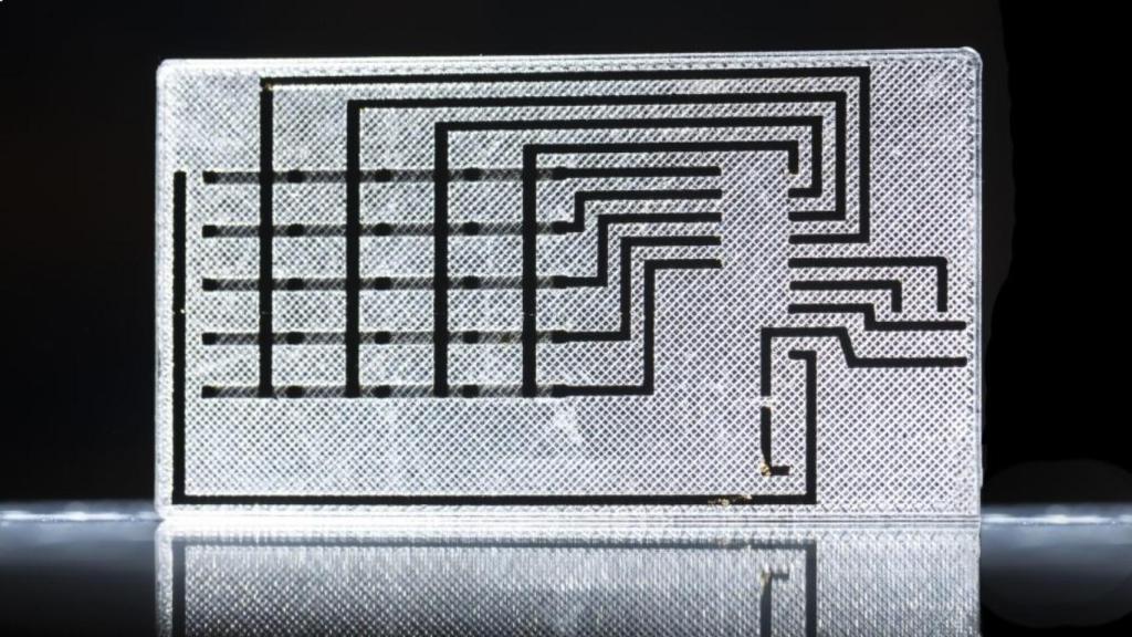 Electrodos impresos en el interior de un material plástico gracias a la nueva técnica de impresión 3D