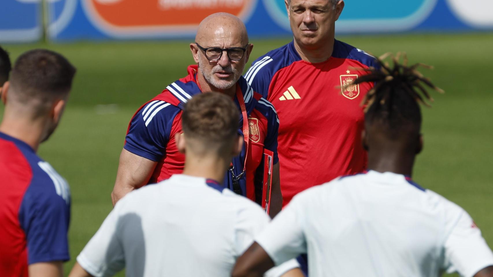 Luis de la Fuente, en el entrenamiento de España