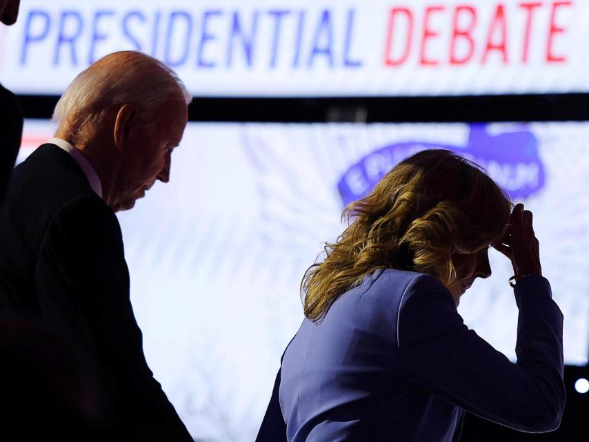 Joe Biden y su mujer Jill, tras acabar el primer debate presidencial de 2024