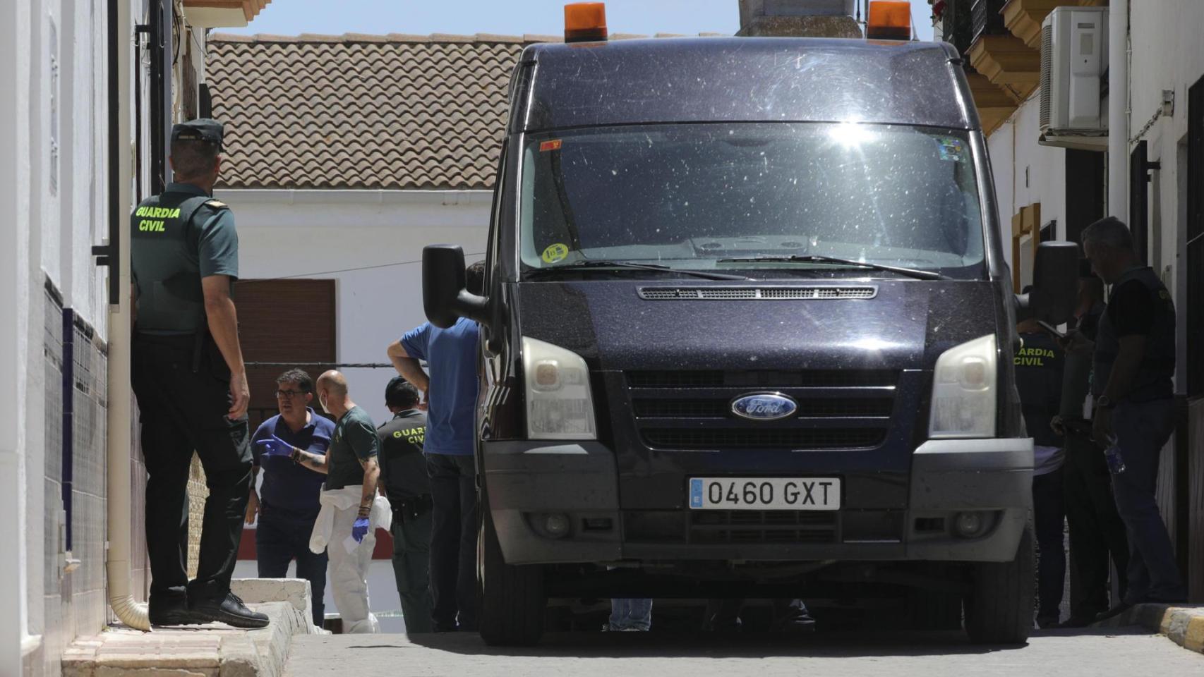 Día negro por la violencia machista: cuatro mujeres y dos menores asesinados en tres casos en 24 horas