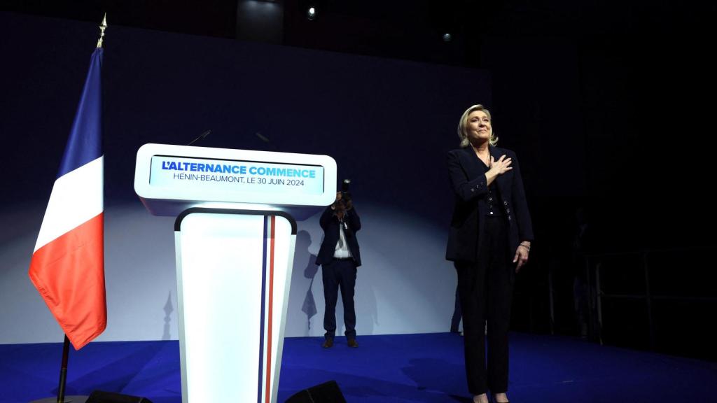 Marine Le Pen reacciona tras los resultados de la primera vuelta de las elecciones legislativas anticipadas de 2024.