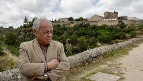 El consejero de Cultura, Turismo y Deporte, Gonzalo Santonja, visita la Muralla de Ledesma