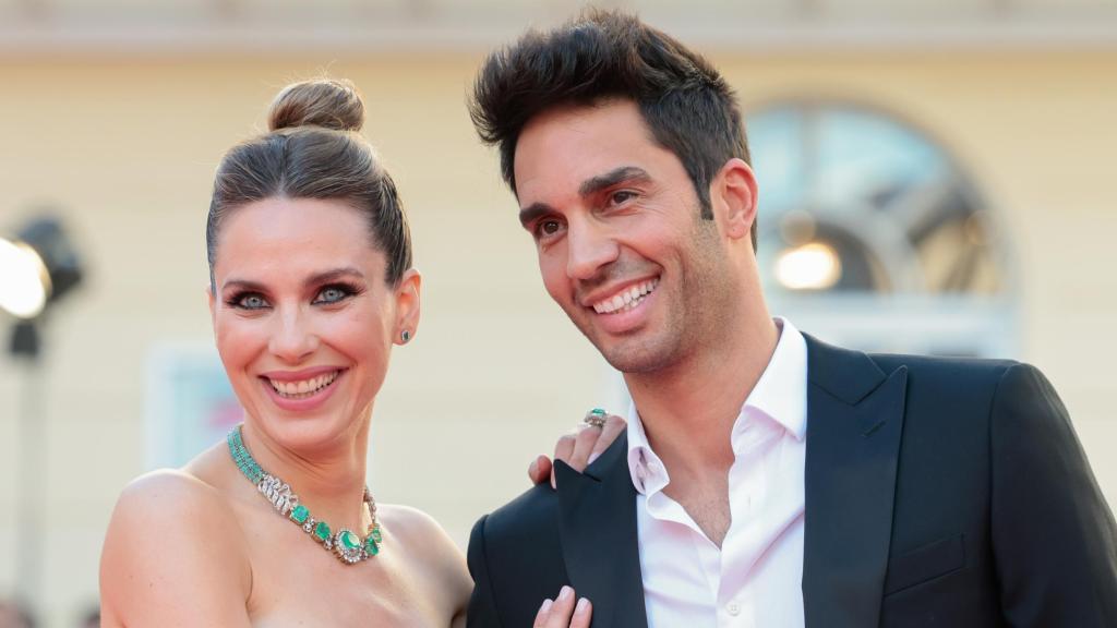 Vanesa Romero y Santi Burgoa en el Festival de Málaga de 2023.