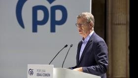 El líder del PP, Alberto Núñez Feijóo, este lunes en un acto.