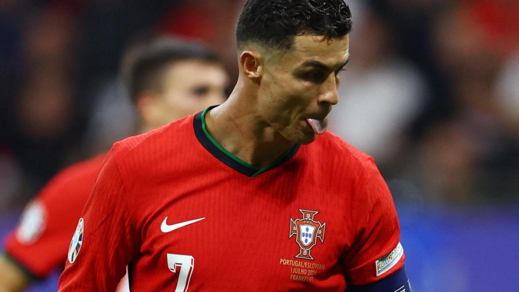 Cristiano Ronaldo, con la lengua fuera con Portugal.