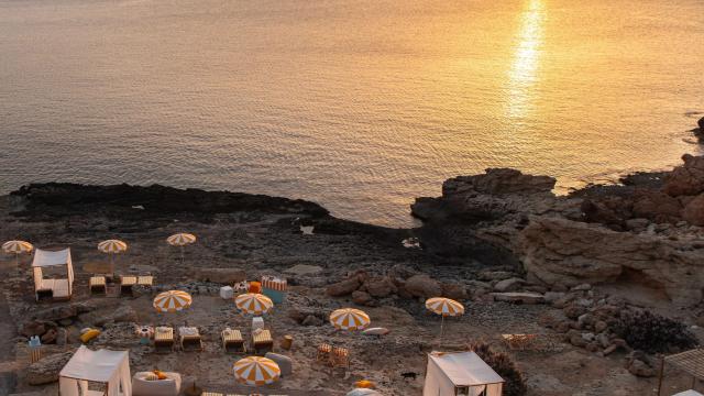 El beach club del Six Senses de Ibiza.