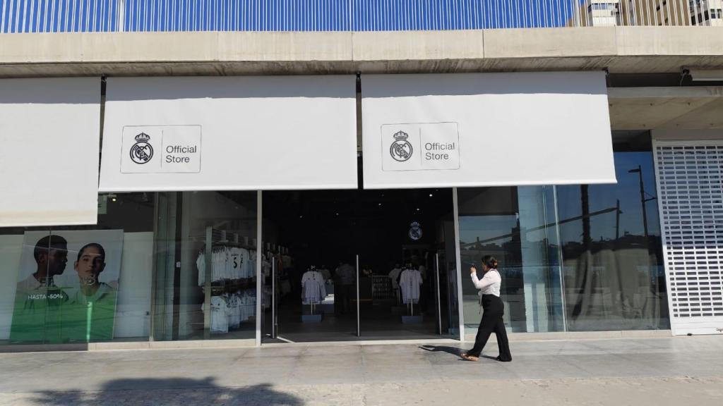 La tienda oficial que ha abierto el Real Madrid en Málaga.