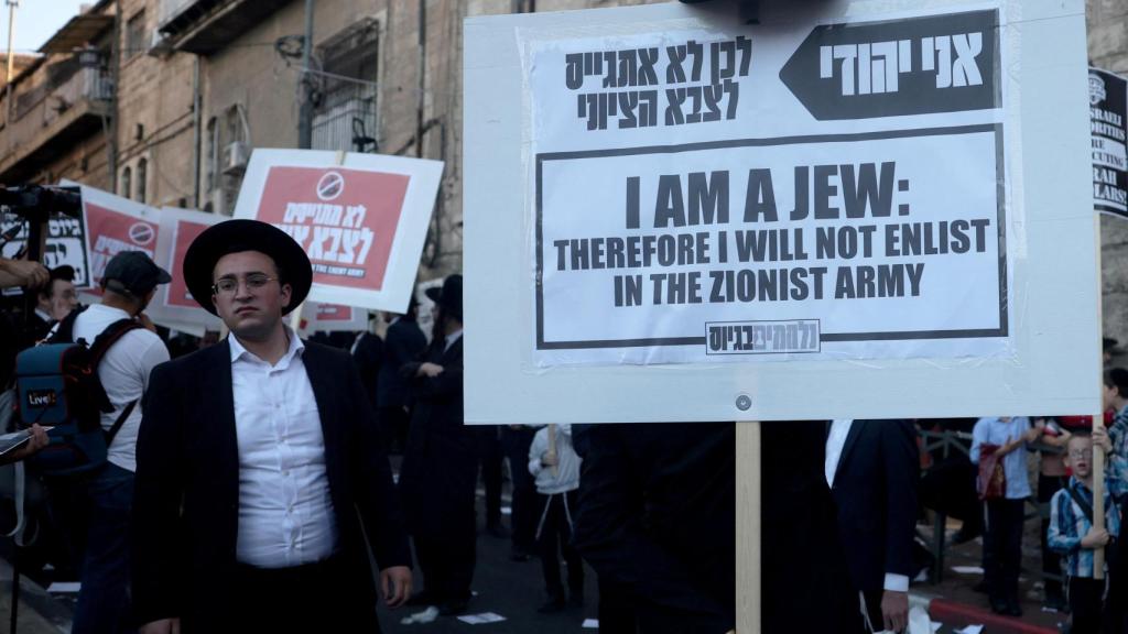 Ultraortodoxos protestan en Jerusalén este domingo.
