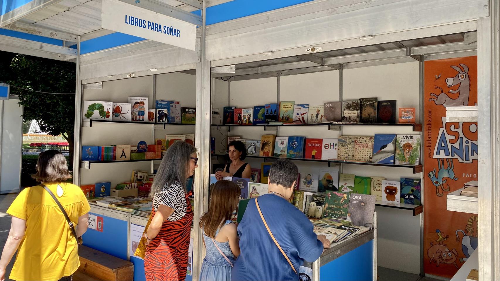 La Feria do Libro en la Alameda de Vigo, a 1 de julio de 2024.