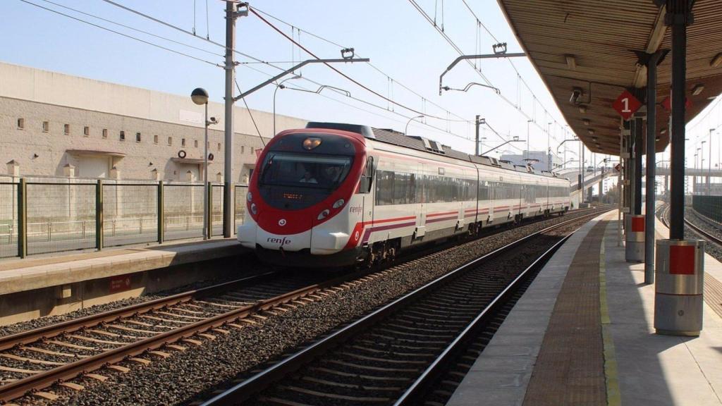 La rotura de una catenaria provoca el corte del tráfico ferroviario entre Sevilla y Huelva