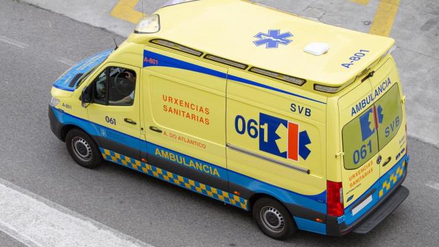 Una ambulancia en Galicia.