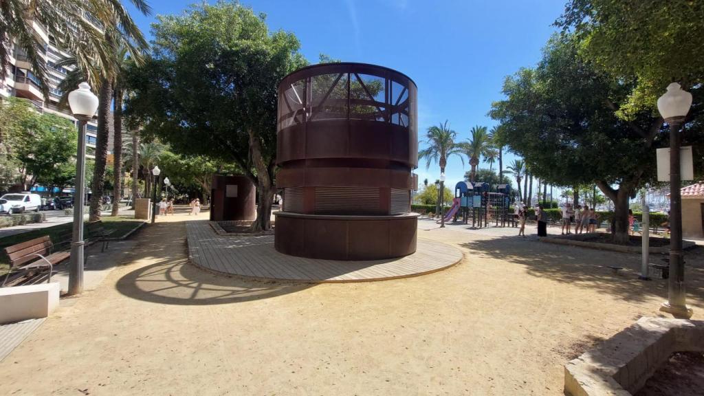 El quiosco de la plaza Canalejas de Alicante.