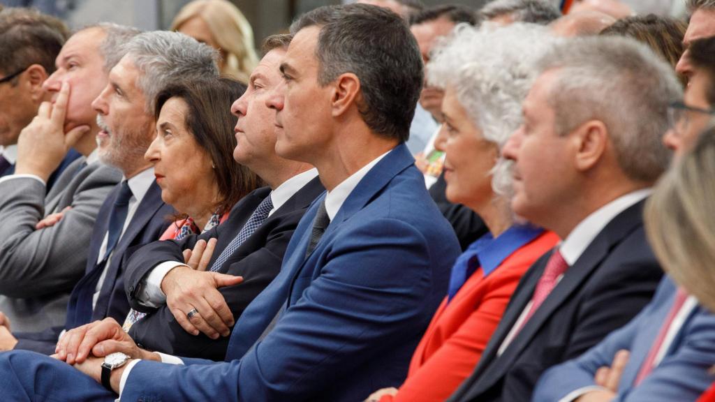 Emiliano García-Page y Pedro Sánchez, este martes en el acto de Airbus en Albacete.