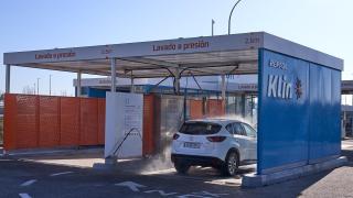 Repsol lanza el 'Netflix' del lavado de coches: servicio de limpieza diario por sólo 7,95 euros al mes