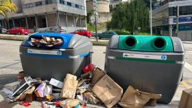 Un contenedor desbordante de basura en A Coruña