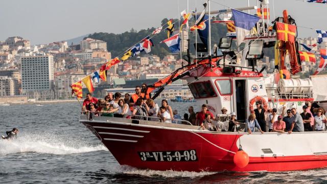Procesión marítima de la Virgen del Carmen en Vigo de 2022.