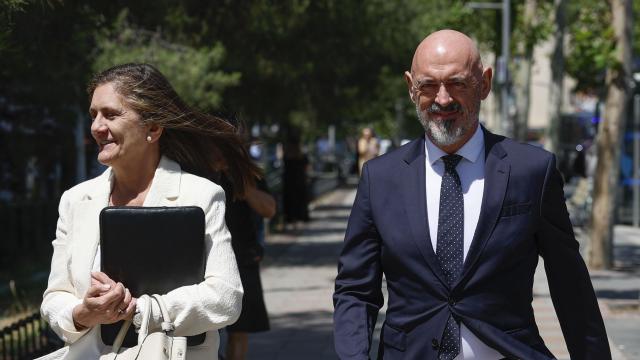 El actual rector de la Universidad Complutense de Madrid, Joaquín Goyache, este viernes a su llegada al juzgado.