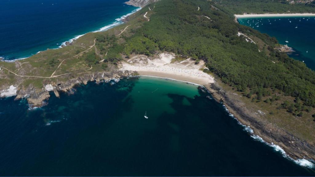 Playa de Melide.