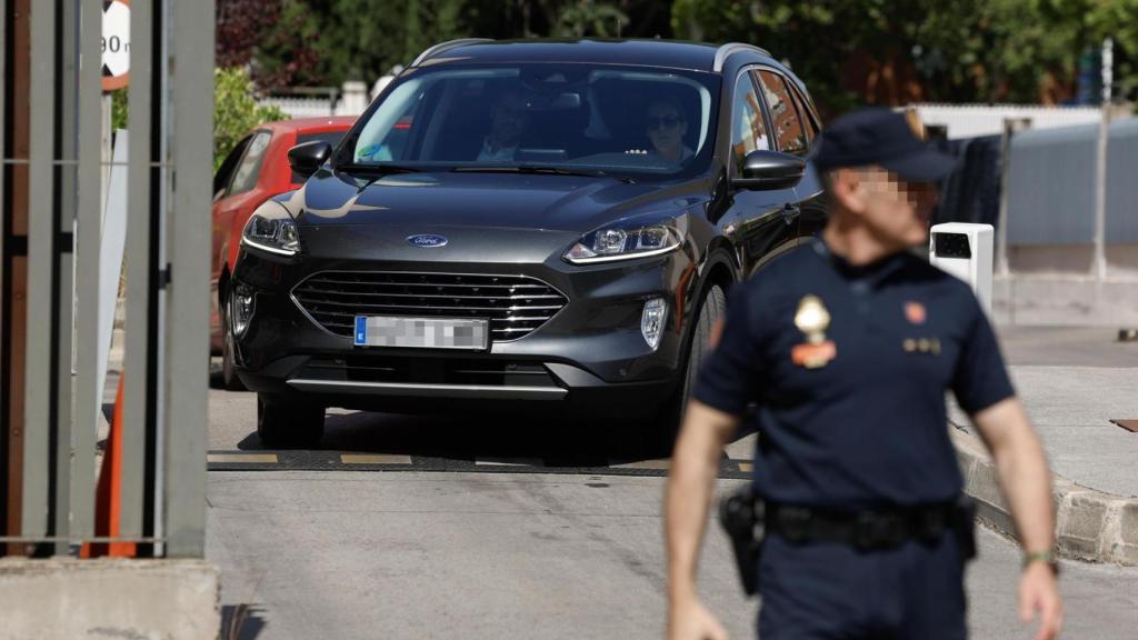 Begoña Gómez, esposa de Pedro Sánchez, sale en coche del juzgado este viernes