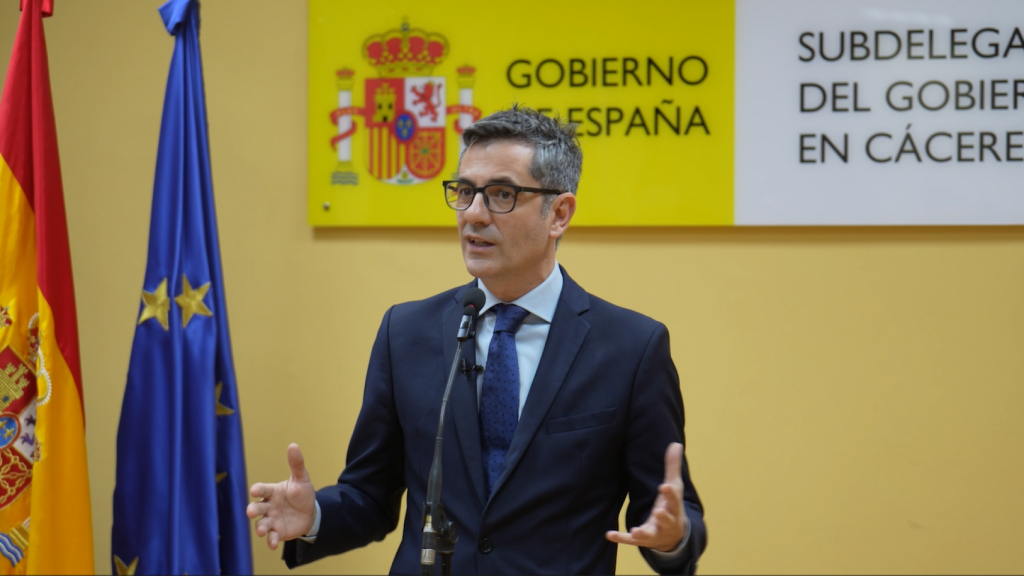 El ministro de Justicia, Félix Bolaños, este viernes en la Subdelegación del Gobierno en Cáceres.