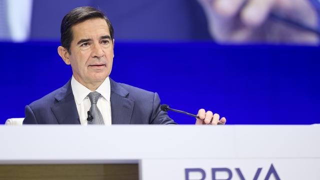 Carlos Torres, presidente de BBVA, durante la última junta extraordinaria de accionistas del banco.