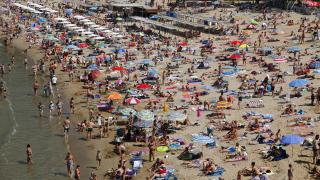 Esta es la playa de España que ha sido elegida como la más masificada de Europa: recibe a más de 500.000 turistas al año