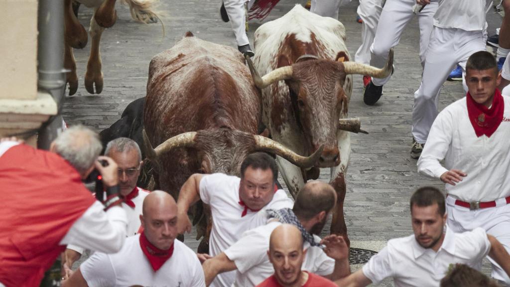 Primer encierro de San Fermín 2023, con toros de La Palmosilla.