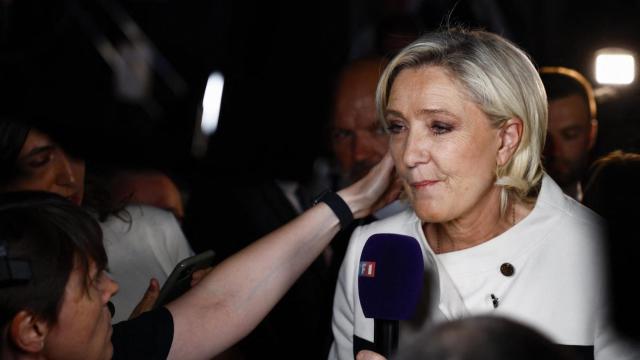 Marine Le Pen, tras conocer los resultados de las elecciones legislativas francesas, este domingo en París.
