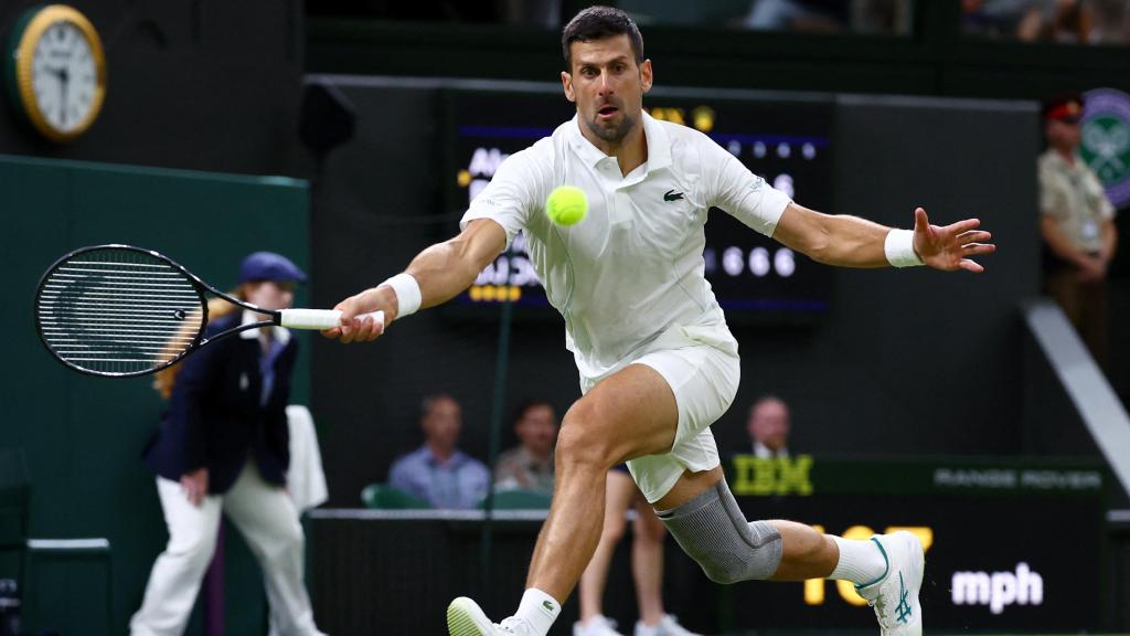 Djokovic, durante un partido en Wimbledon.