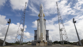 Ariane 6 en la plataforma de lanzamiento